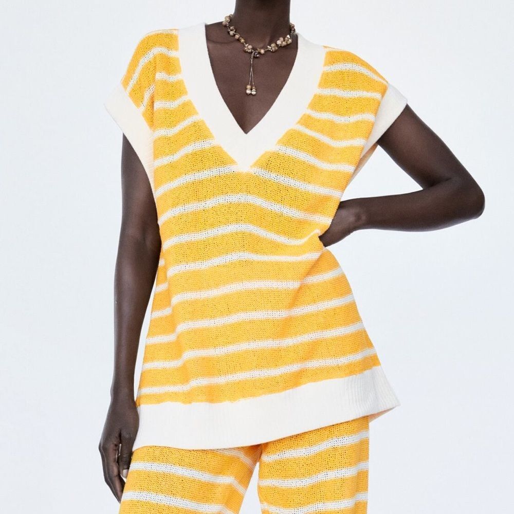 Zara Yellow and White Striped Knit Rustic Vest Size Large NWT